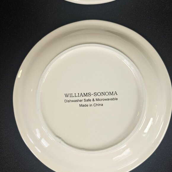 Williams Sonoma Set of 6 Assorted Snowman Dessert Plates Seasonal Collection - Picture 10 of 14